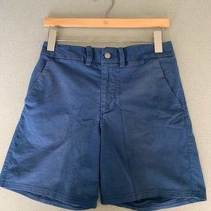 Commission Classic-Fit Short 7” (hemmed)